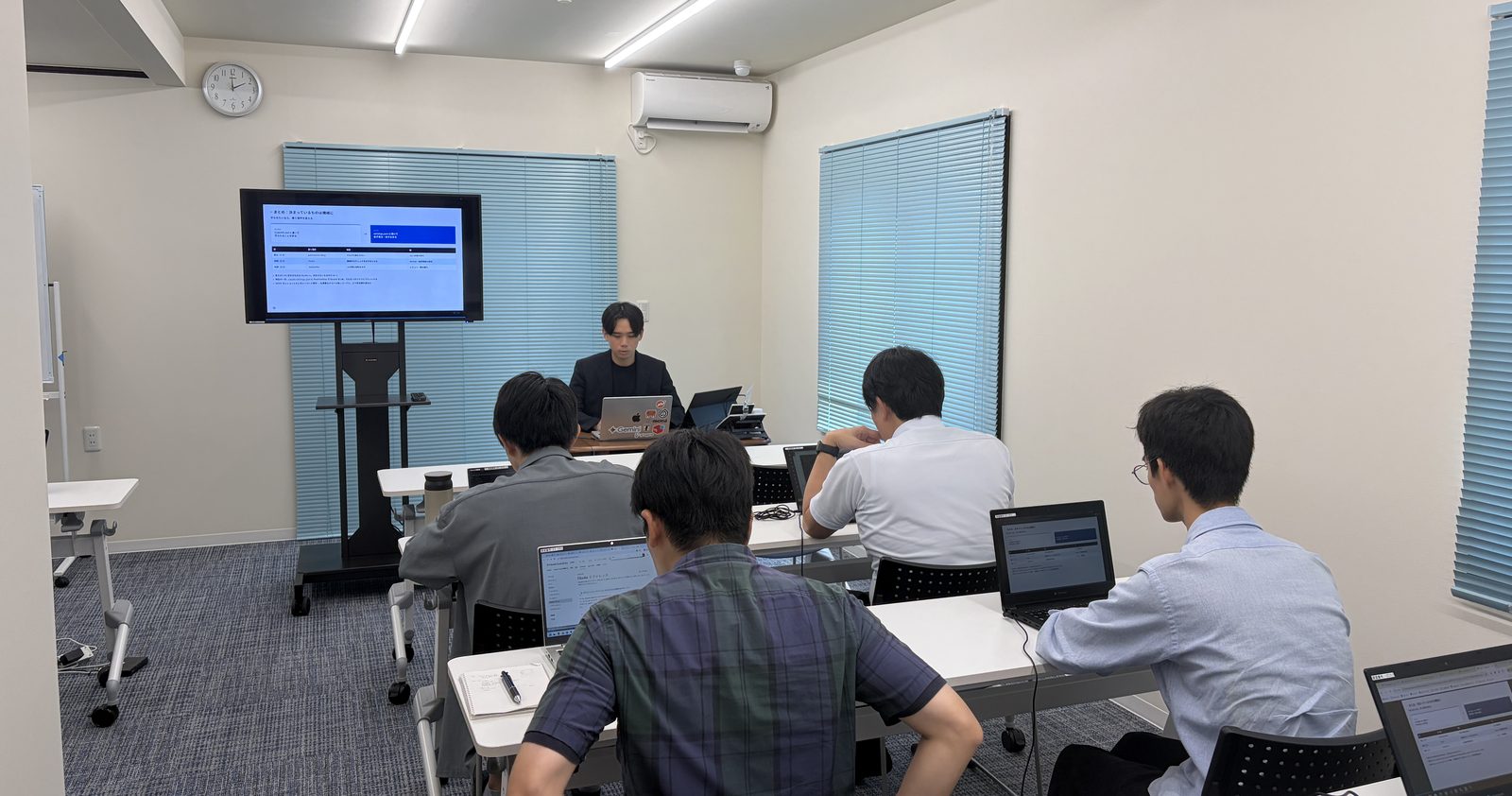 AI人材研修｜株式会社ノーコードソリューションズ